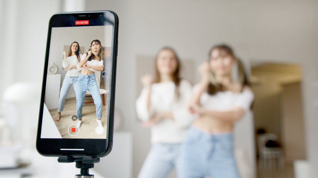 Como fazer para ter muitos seguidores no TikTok 3 seguidores no TikTok 3